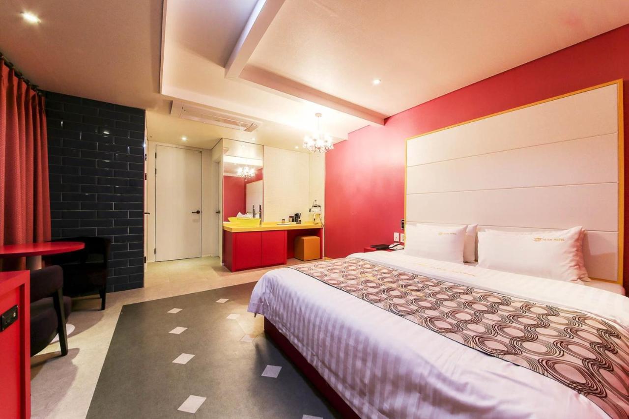 เอลกา ทัวริสต์ โฮเต็ล Hotel Hwaseong ภายนอก รูปภาพ